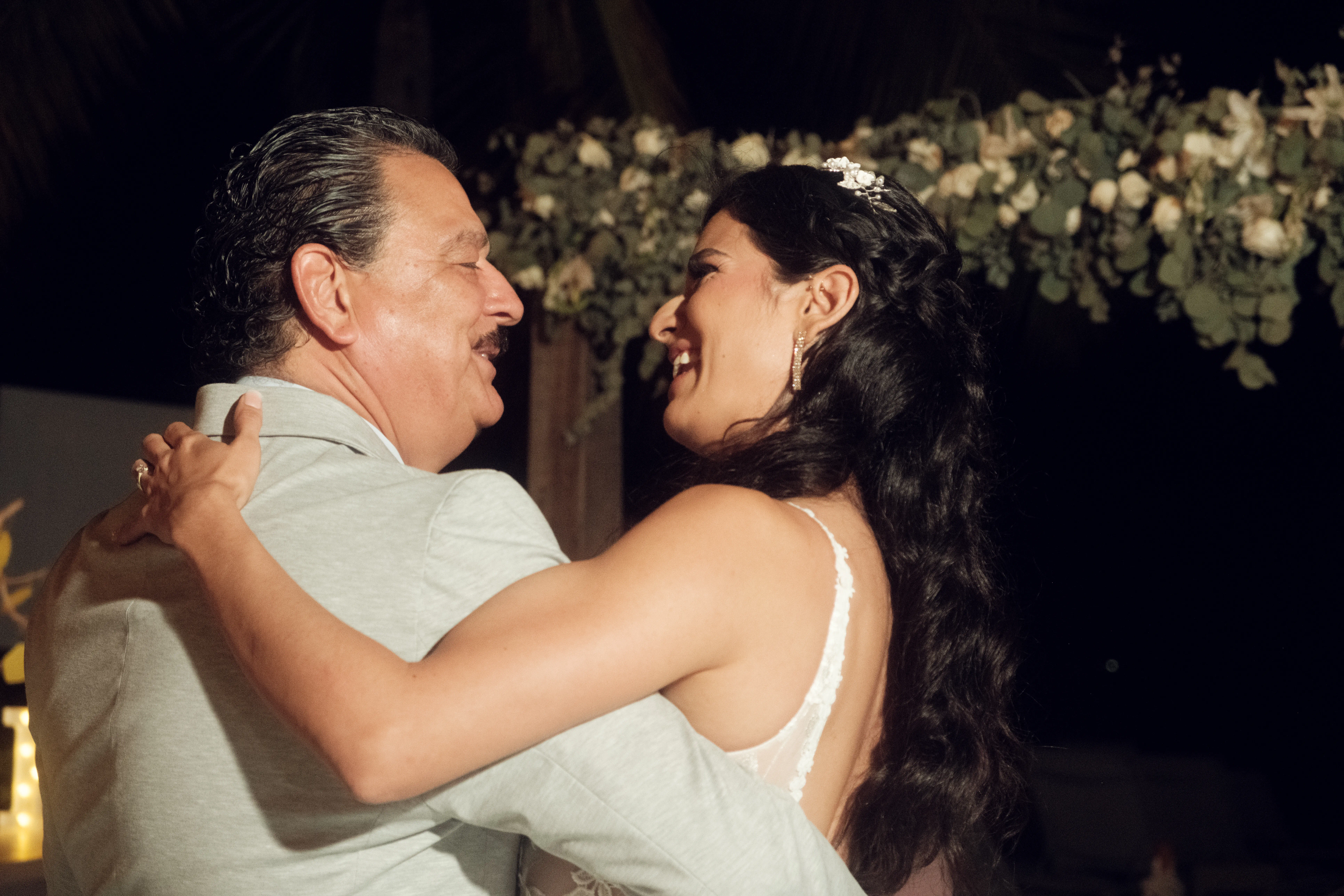 Fotografía editorial de boda - 1. Caro Y Paco   Puerto Vallarta Wedding